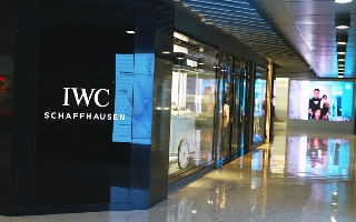 张若昀出席IWC万国表飞行员主题巡展暨IWC万国表全球最大旗舰店升级揭幕仪式