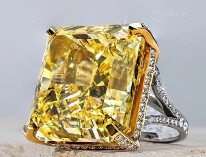 Jacob &amp;amp;amp;amp;amp;amp;amp; Co.制作的黄色钻石太阳，GIA认证的宝石重75.54ct。确切的颜色是花哨活力黄 色。辐射切口注定要用在这个壮观的太阳环上。