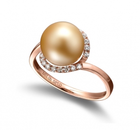 潮宏基高订系列珍珠系列LK000930戒指