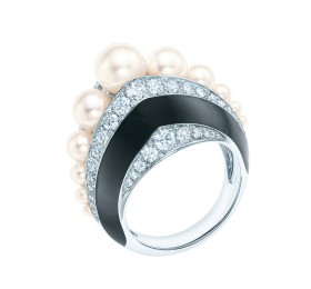 蒂芙尼铂金镶嵌珍珠和钻石戒指戒指