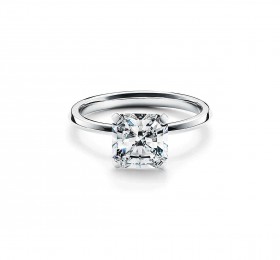 蒂芙尼订婚钻戒铂金镶嵌钻石订婚钻戒戒指