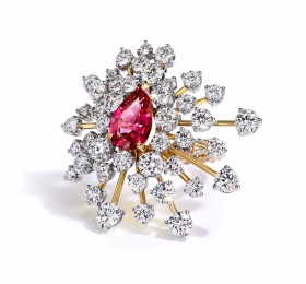 蒂芙尼BLUE BOOK高级珠宝18K黄金及铂金镶嵌一颗重逾2克拉的红色尖晶石及钻石戒指戒指