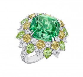 海瑞温斯顿Winston Candy高级珠宝系列绿色珍罕碧玺配黄色蓝宝石、 橄榄石和钻石戒指戒指
