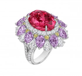 海瑞温斯顿Winston Candy高级珠宝系列红色尖晶石配彩色蓝宝石和钻石戒指戒指