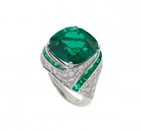 宝格丽CINEMAGIA系列Emerald Oasis绿洲戒指戒指